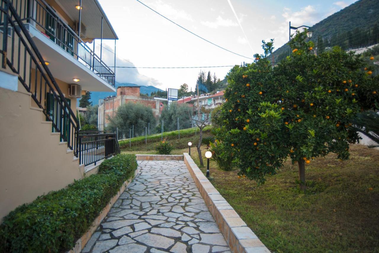 Kostas Studios Nidhrion Exteriör bild